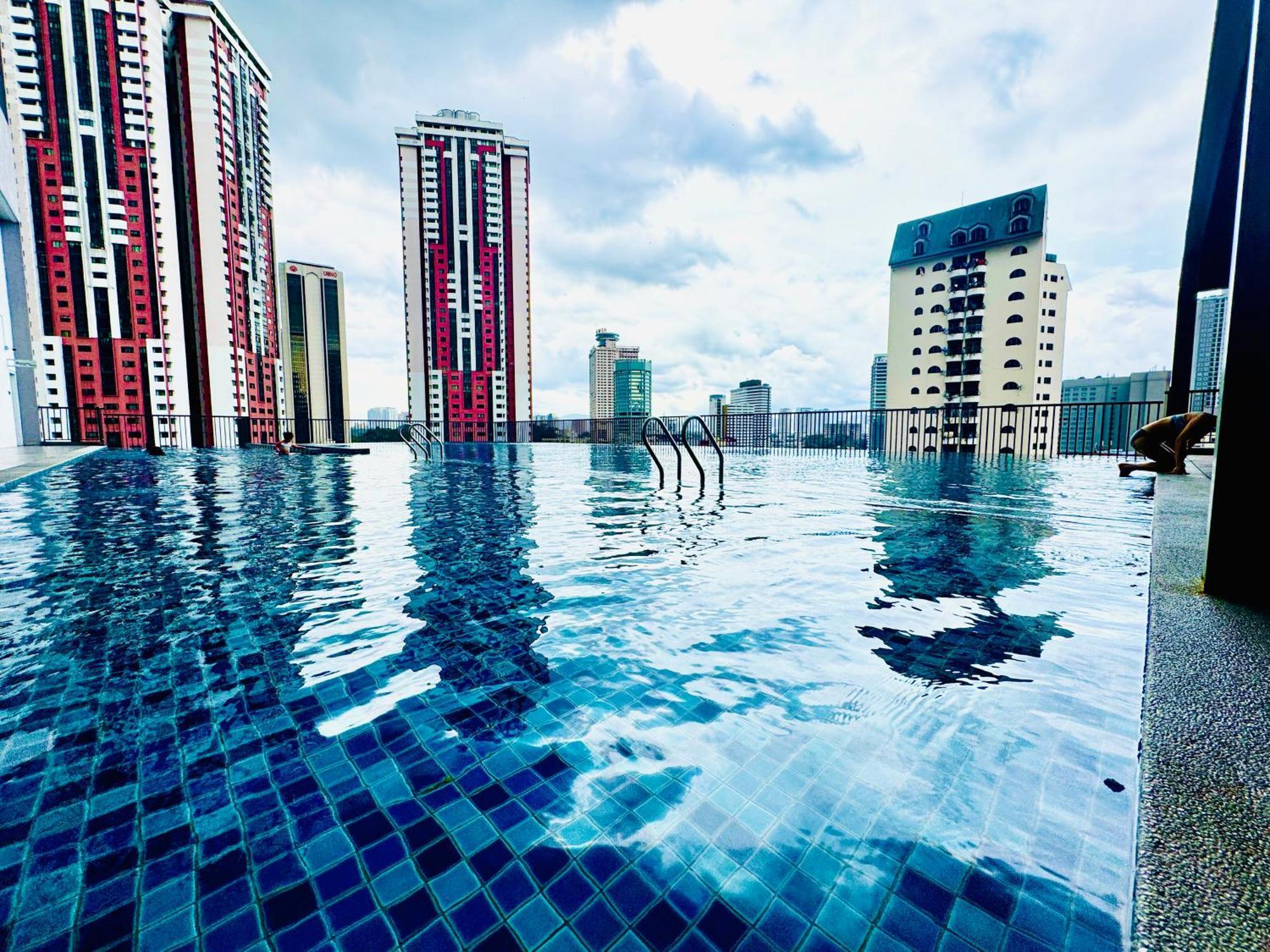 Chamber Klcc Apartment *